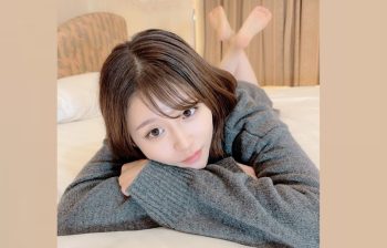 UN-2567 FC2PPV-3219349 [Uncensored] Continuing guts pose since we met...